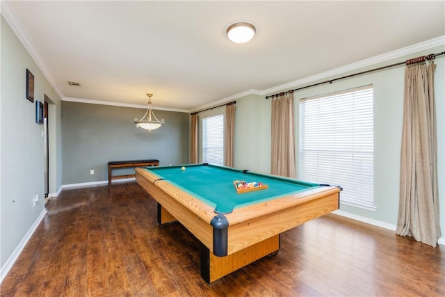 playroom featuring visible vents, crown molding, and dark wood-type flooring