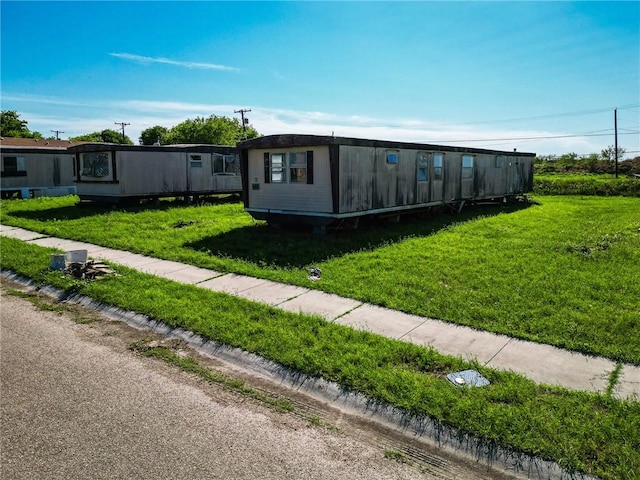 1007 John Wayne Dr, Robstown, TX 78380