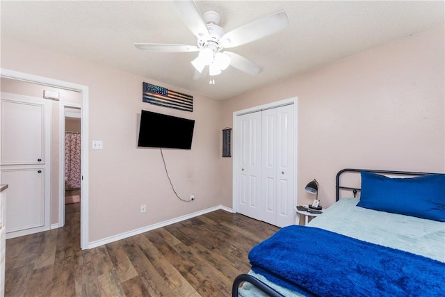 6309 Brianna Cir, Corpus Christi, TX 78414 - bedroom featuring wood finished floors, a closet, and a ceiling fan