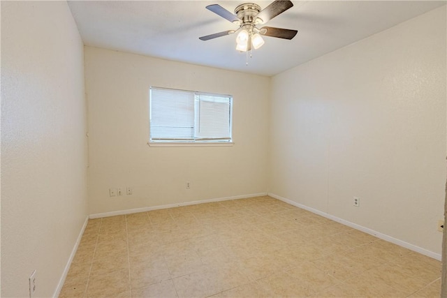 unfurnished room featuring ceiling fan