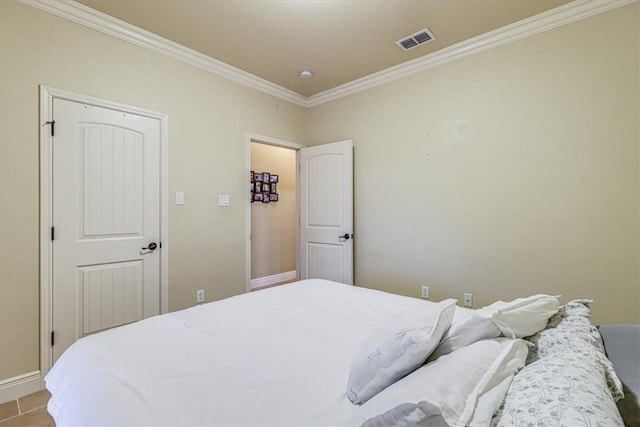 4530 Ballad Tree Dr, Corpus Christi, TX 78410 - bedroom with crown molding and baseboards