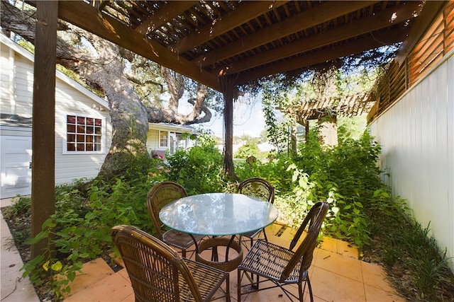 view of patio featuring a pergola