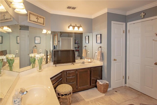 5113 Queens Ct, Corpus Christi, TX 78413 - rear view of property featuring fence, a patio area, a chimney, and a lawn