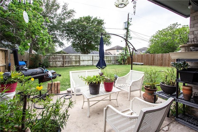 5113 Queens Ct, Corpus Christi, TX 78413 - view of patio featuring a fenced backyard