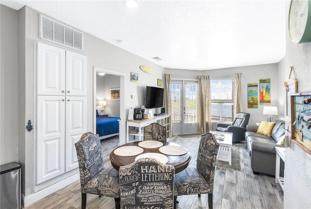 14721 Whitecap Blvd Unit 137, Corpus Christi, TX 78418 - dining area featuring light wood-style flooring