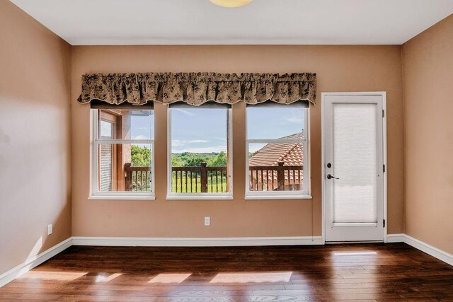 4950 Deer Park, Corpus Christi, TX 78413 - unfurnished room with hardwood / wood-style floors and baseboards