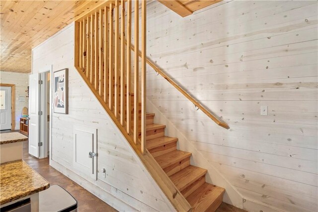 2120 S 11th St Unit 404, Port Aransas, TX 78373 - stairway featuring wooden ceiling