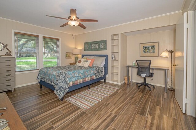 161 Red Bird Rdg, Beeville, TX 78102 - bedroom featuring ornamental molding, wood finished floors, baseboards, a desk, and ceiling fan