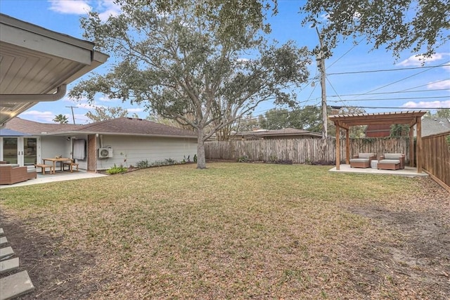 view of yard featuring a pergola, an outdoor hangout area, and a patio area