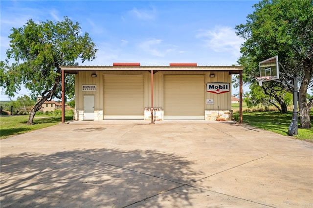 5502 E Riverview Dr, Corpus Christi, TX 78410 - view of detached garage