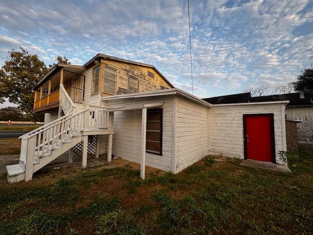 view of rear view of house