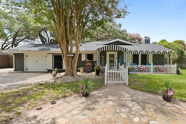 1105 S Paisano St, Rockport, TX 78382 - photo 1