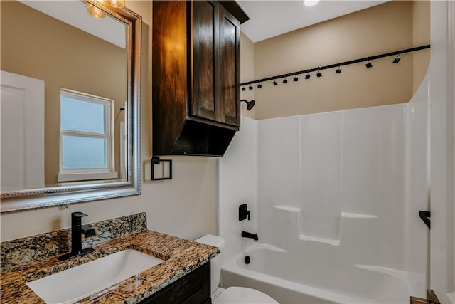 1530 Bay Moon Ct, Corpus Christi, TX 78417 - bathroom with vanity, bathtub / shower combination, and toilet