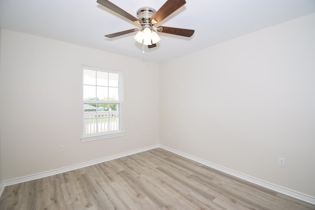 unfurnished room featuring ceiling fan and light hardwood / wood-style flooring