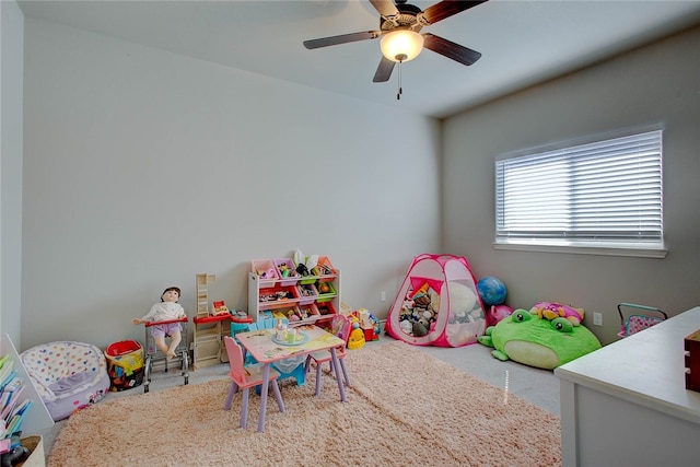 recreation room with ceiling fan