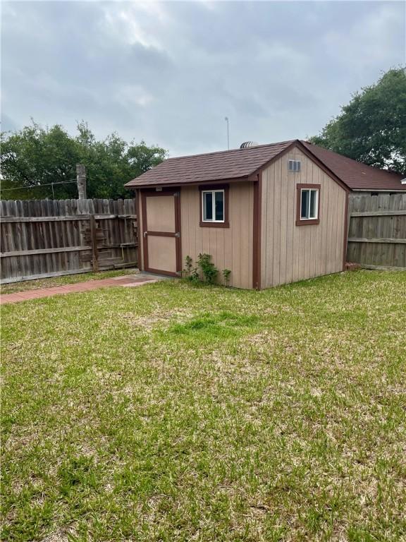 2237 Sunset Cliff Dr, Ingleside, TX 78362 - view of shed
