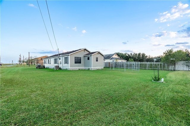606 N Ironwood Ave, Bishop, TX 78343 - view of yard