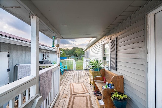 606 N Ironwood Ave, Bishop, TX 78343 - view of wooden terrace