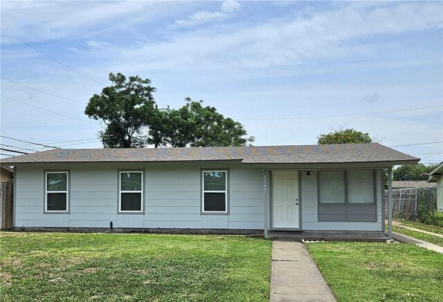 4749 Mokry Dr, Corpus Christi, TX 78415 - ranch-style home featuring a shingled roof