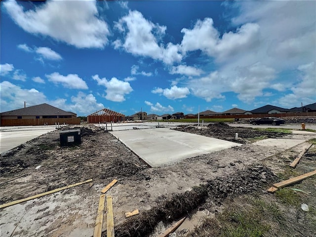3410 Latin Ct, Corpus Christi, TX 78414 - view of yard featuring a residential view