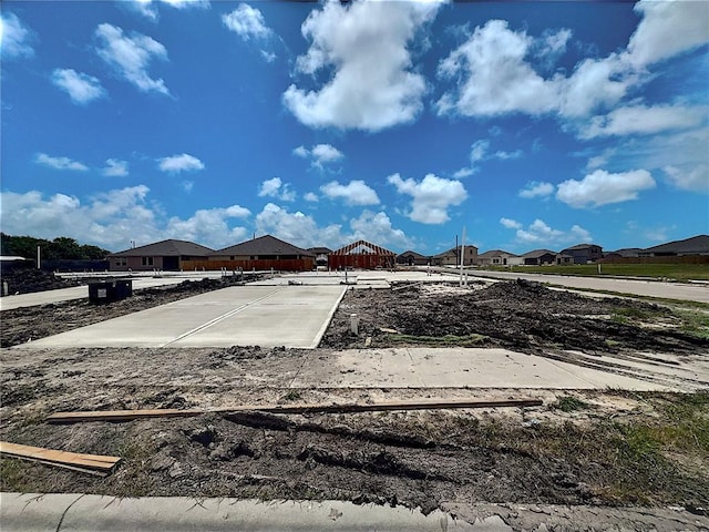 3410 Latin Ct, Corpus Christi, TX 78414 - view of yard with a residential view