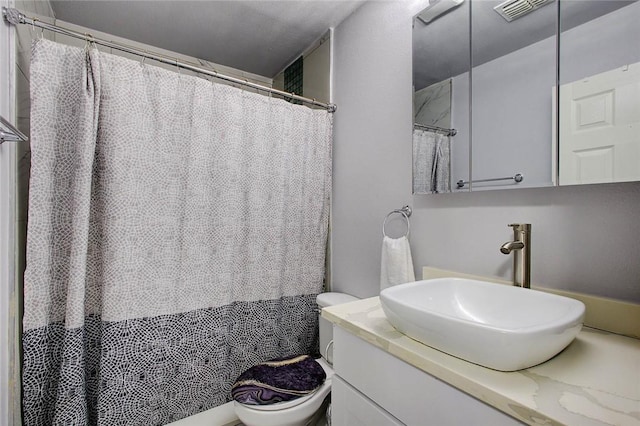 5434 Alejandro St, Corpus Christi, TX 78415 - bathroom featuring vanity and a shower with curtain