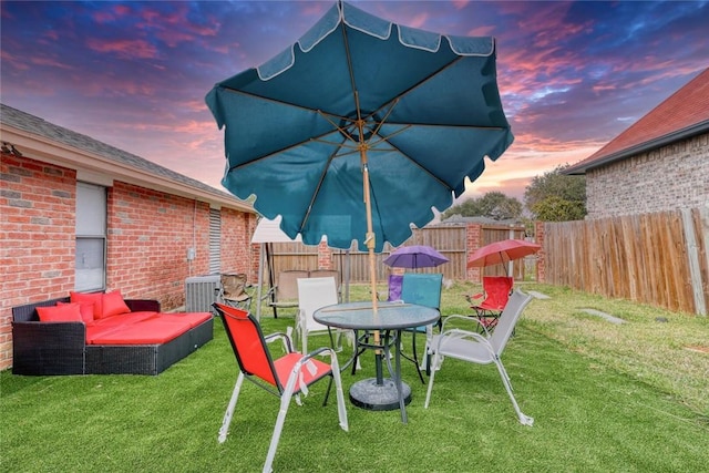 5434 Alejandro St, Corpus Christi, TX 78415 - yard at dusk featuring a fenced backyard