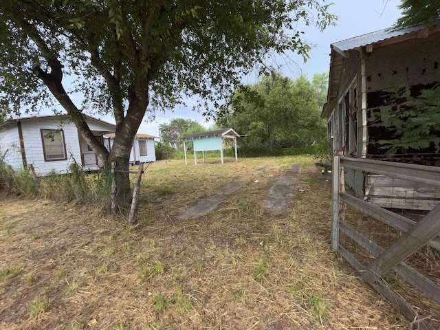 303 Texas St, Hebbronville, TX 78361 - photo 20