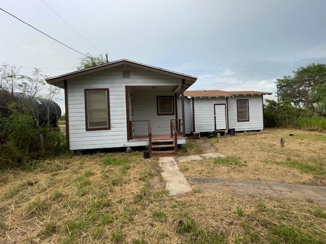 303 Texas St, Hebbronville, TX 78361 - photo 18