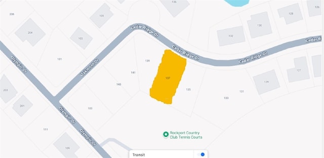137 Cedar Ridge Dr, Rockport, TX 78382