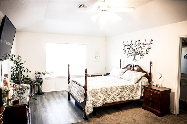 bedroom featuring dark hardwood / wood-style floors and ceiling fan