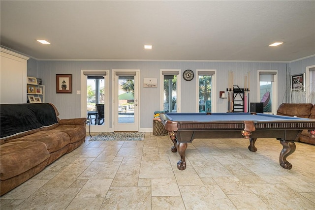 game room featuring crown molding and billiards