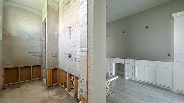 4033 Ranch Lake Dr, Corpus Christi, TX 78413 - view of corridor