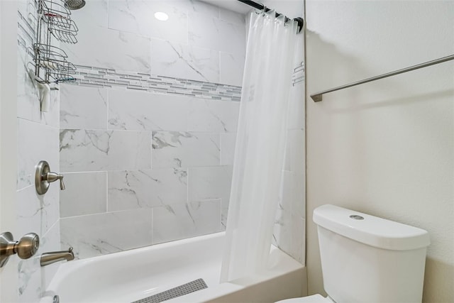 full bath with shower / bath combination with curtain and toilet