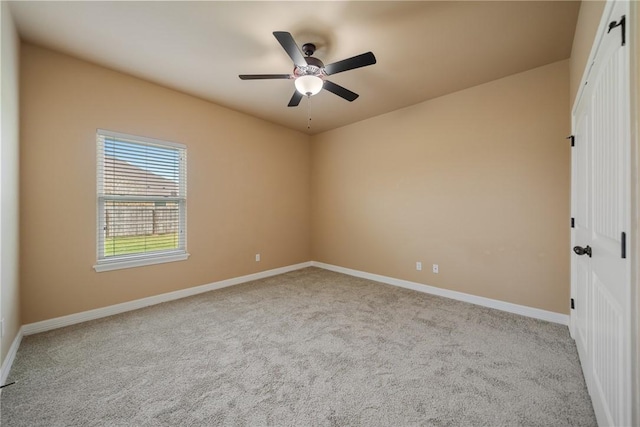 view of carpeted spare room