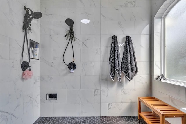 1119 Imperial St, Portland, TX 78374 - bathroom with a tile shower