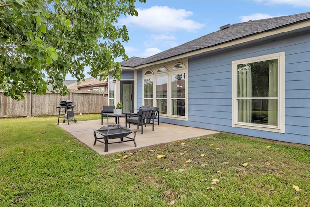 1119 Imperial St, Portland, TX 78374 - view of yard with a patio area