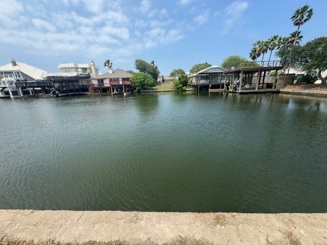 15305 Cartagena Ct, Corpus Christi, TX 78418