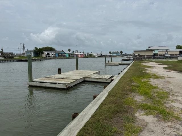 527 Copano Cv, Rockport, TX 78382