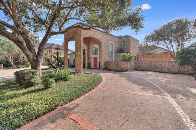 view of mediterranean / spanish-style house