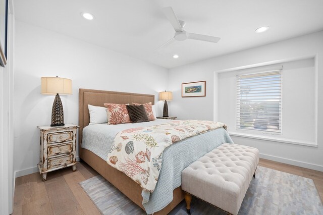 31 Bahama Dr, Rockport, TX 78382 - bedroom featuring baseboards, a ceiling fan, wood finished floors, and recessed lighting