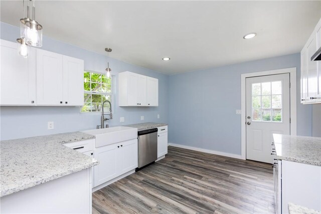 1336 Brentwood Dr, Corpus Christi, TX 78415 - kitchen featuring dishwasher, a sink, dark wood finished floors, plenty of natural light, and recessed lighting
