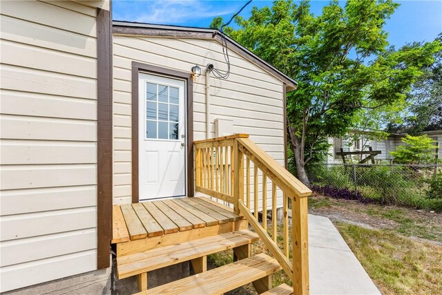 1336 Brentwood Dr, Corpus Christi, TX 78415 - view of entrance to property