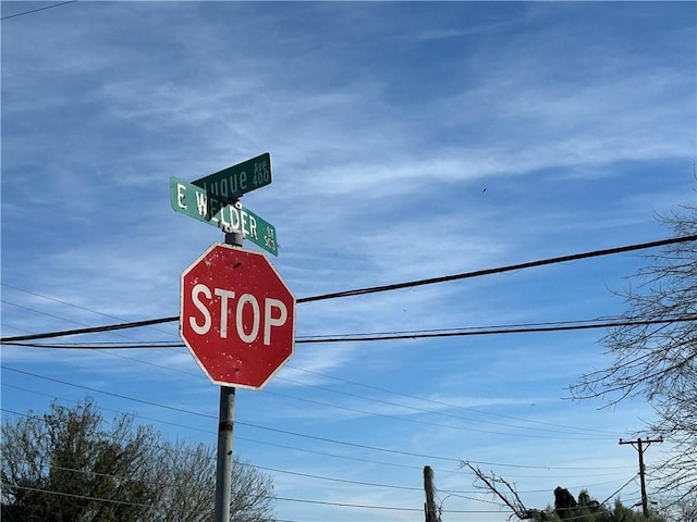 504 E Welder St, Sinton, TX 78387 - photo 7