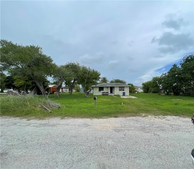 2534 Blaschke St, Ingleside, TX 78362 - photo 5