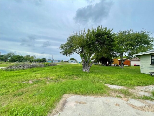 2534 Blaschke St, Ingleside, TX 78362 - photo 6