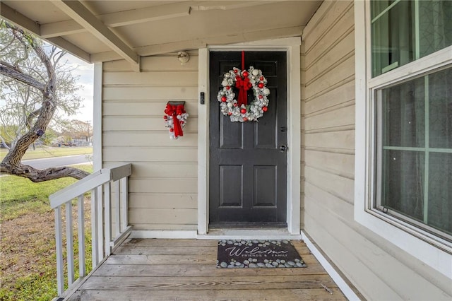 view of property entrance