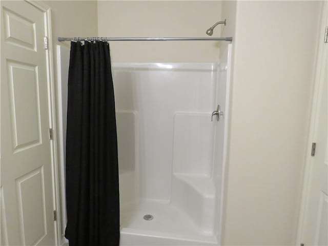 bathroom with walk in shower