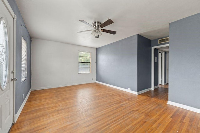 3425 Harold Dr, Corpus Christi, TX 78415 - unfurnished room with a ceiling fan and light wood-style flooring