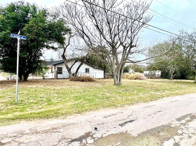 Listing photo 2 for 0 Elbano St, Alice TX 78332